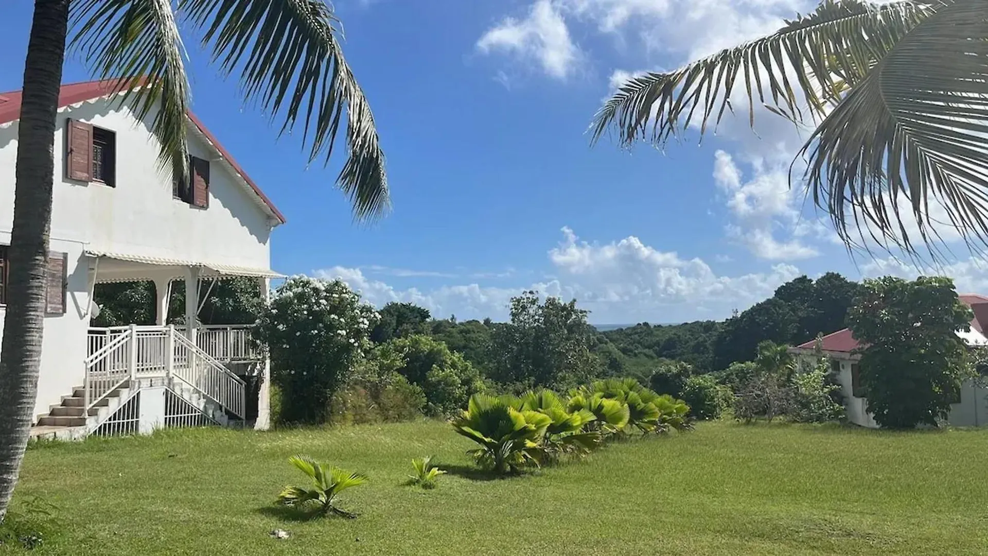 Maison Confortable Avec Vue Sur La Mer A Sainte-Anne Vakantiehuis